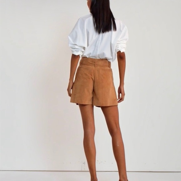 NWT Women’s Lauren Ralph Lauren Belted Suede Shorts Size 10 Light Brown - Picture 8 of 15